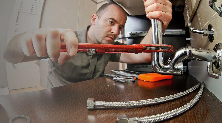 Expert burst pipe repair services in Palestine, WV